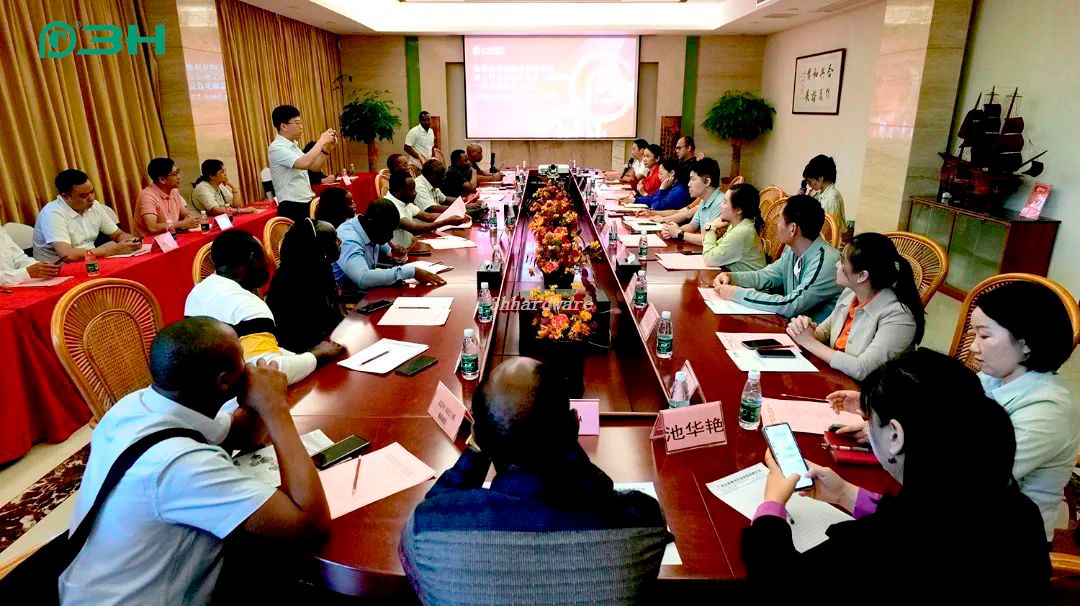 communication du fournisseur de mat&eacute;riel de fen&ecirc;tre de porte 2